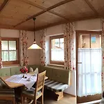 Wellnessappartements Margit *