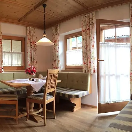Wellnessappartements Margit Apartamento Alpbach