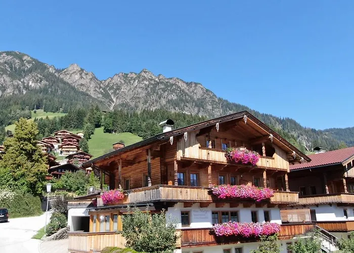 Wellnessappartements Margit Apartament Alpbach