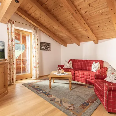 Wellnessappartements Margit Apartment *