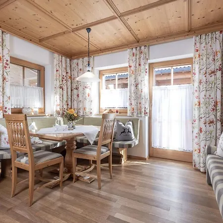 Wellnessappartements Margit Apartment